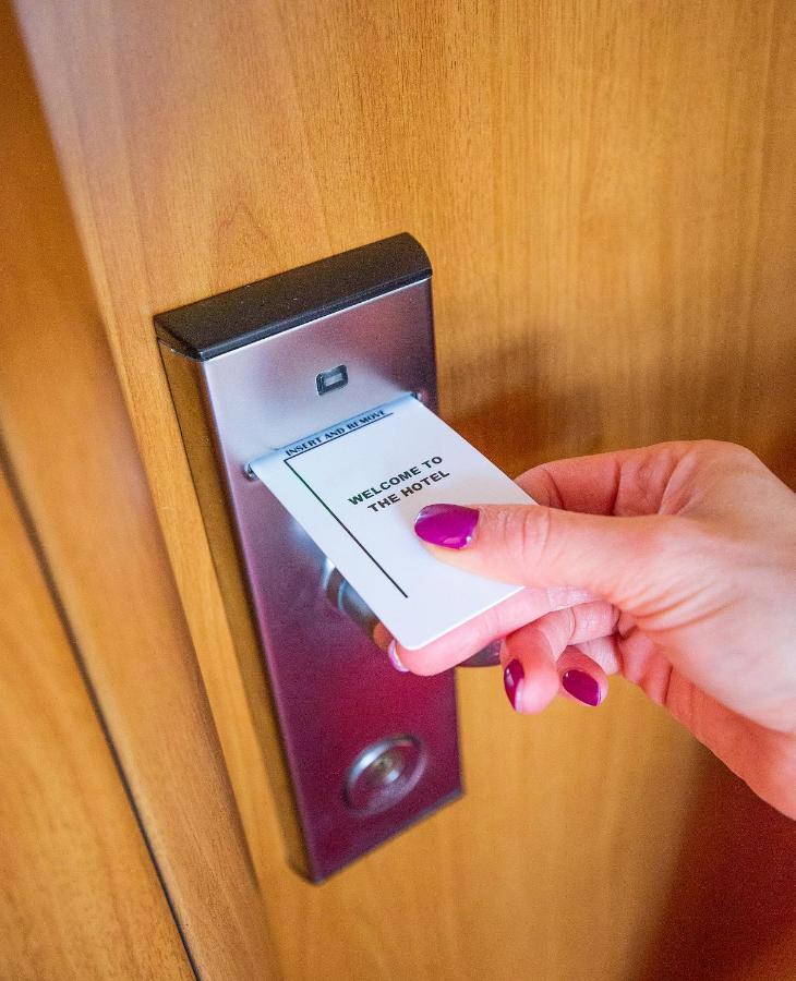 Hotel Dana Satu Mare Bagian luar foto