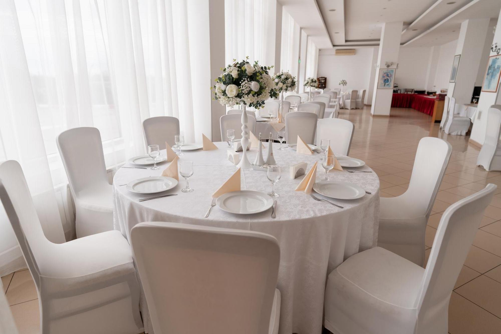 Hotel Dana Satu Mare Bagian luar foto